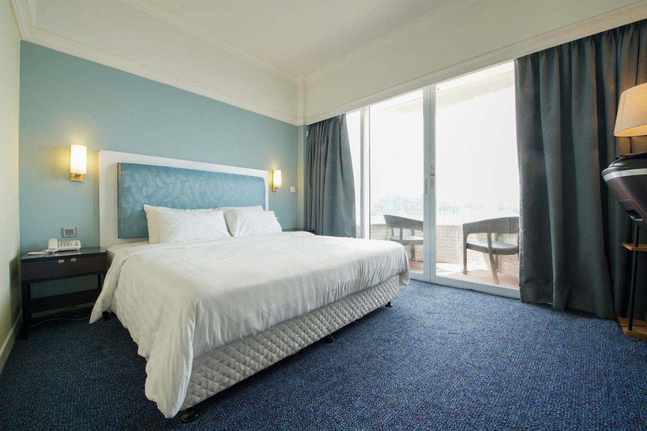 Warwick Hotel Cheung Chau Hong Kong Dış mekan fotoğraf